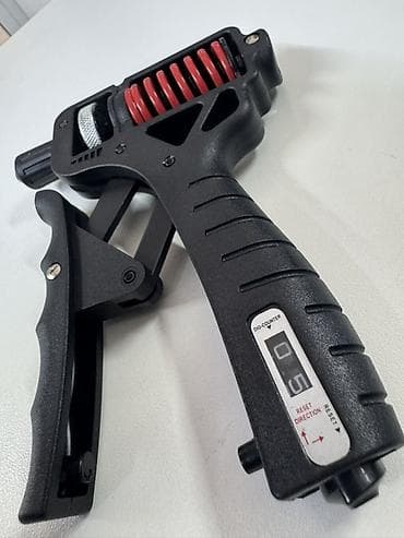 удар силомер: Регулируемый эспандер‑тренажер для кисти с механическим счетчиком — 3