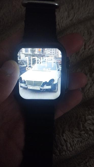 смарт дисплей на ножке: Смарт‑часы с прямоугольным дисплеем и черным ремешком Основные — 1