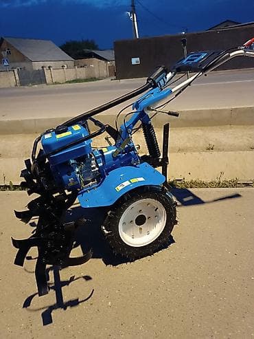 мотоблок фреза: Мотоблок «Белорусь» с фрезами Описание: - Бензиновый мотоблок синего — 5