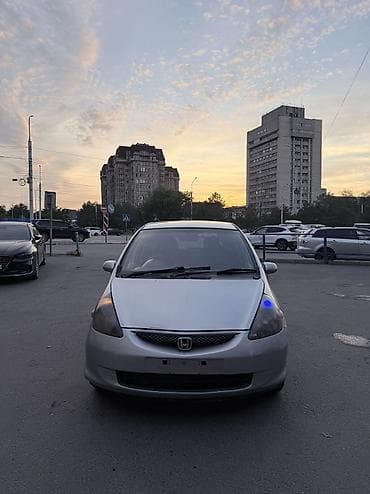 Honda Fit: 2002 г., 1.3 л, Вариатор, Бензин, Хэтчбэк at lalafo.kg Honda Fit: 2002 г., 1.3 л, Вариатор, Бензин, Хэтчбэк