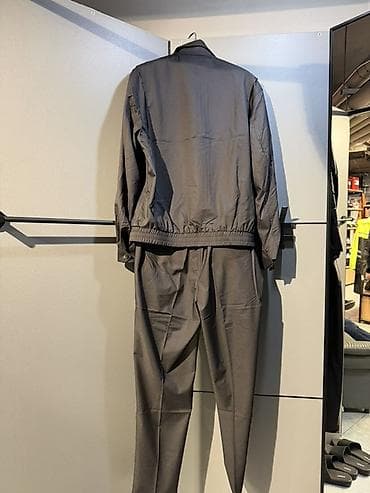 летний спортивный костюм: Мужской комплект из двух предметов: легкая куртка и брюки — 2