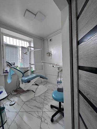 центральная: Стоматологический центр, 60 м², 4 комнаты, С оборудованием,Отдельное водоснабжение — 5