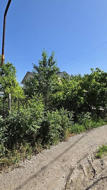 107: 🏡 Продается просторный 2-этажный дом в Бишкеке! 🏡 📍 Первомайский — 6