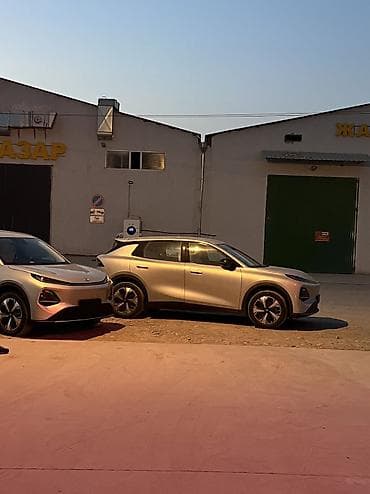Унаа: Электромобиль Changan Q-05 (кроссовер, серебристый) Комплектация Max — 4