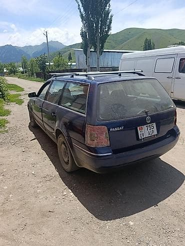 Volkswagen Passat Variant: 2002 г., 1.6 л, Механика, Универсал — 4