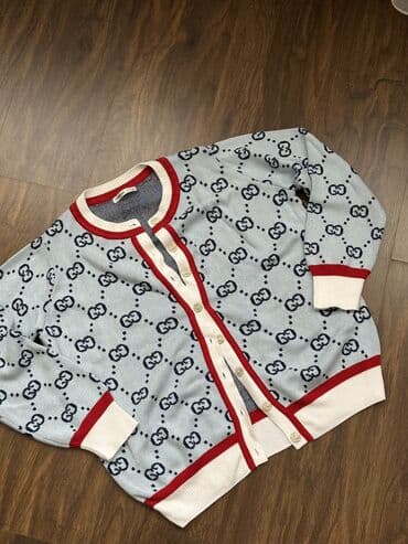 кофту: Состояние отличное.
Возврата нет — 1