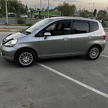 step: Honda Fit: 2004 г., 1.3 л, Вариатор, Бензин, Хэтчбэк — 4