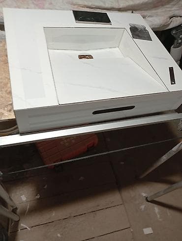 раковина цена: Раковина для ванной, Особенности: Глянцевое, Квадрат форма, Размер: 80 x 48 см — 9