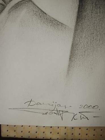 форма ufc: Портрет графитным карандашом на бумаге - Реалистичный мужской — 2