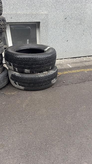 резиновые трубы: Комплект б/у автомобильных шин (летний дорожный протектор). - Тип — 2