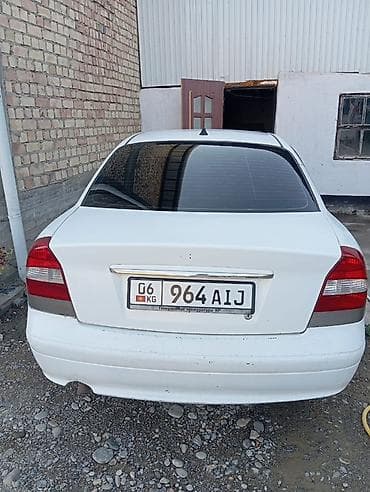 муссо 601: Daewoo Nubira: 2001 г., 1.5 л, Автомат, Бензин, Седан — 2