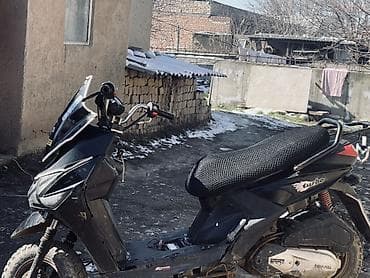 скутер n maks: Скутер 150 см³ (китайская платформа GY6) в спортивном стиле — 1