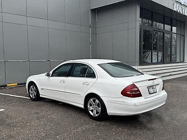 211 салон: Mercedes-Benz E-Class: 2005 г., 3.2 л, Автомат, Бензин, Седан — 6