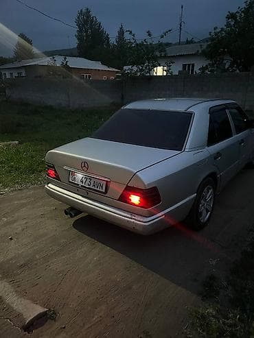 mercedes benz c class 2002: Mercedes-Benz W124: 1995 г., 3 л, Автомат, Дизель, Седан — 4