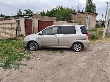 авто ижара: Toyota Raum: 2003 г., 1.5 л, Автомат, Бензин, Вэн/Минивэн — 2