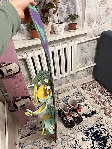 купить сноуборд бу бишкек: Burton, Универсальные, С креплениями, Б/у — 3