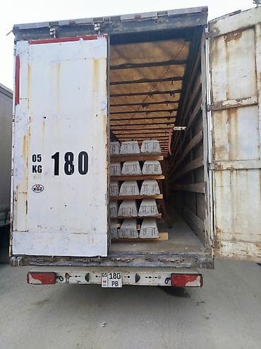 миняю: Тягач, Renault, Тентованный — 3