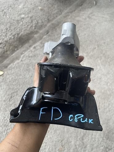Унаа: Опора двигателя (подушка ДВС) для Honda Civic FD - Тип — 3