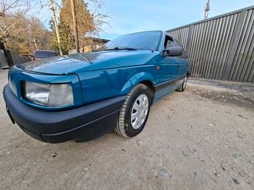 срочно продаю в связи с переездом: Volkswagen Passat: 1991 г., 1.8 л, Механика, Бензиновая, Седан — 4