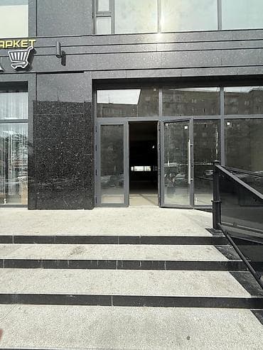 Продажа магазинов В жилом доме, 340 м², 1 этаж