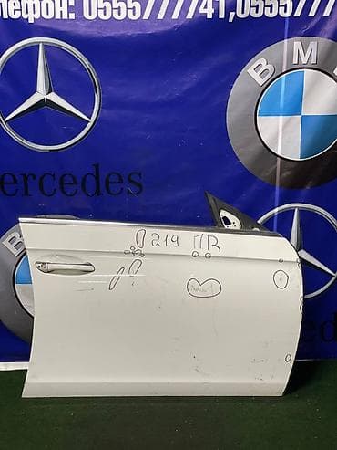 key maker: Дверь Передняя правая Mercedes-Benz, Б/у, Оригинал — 1