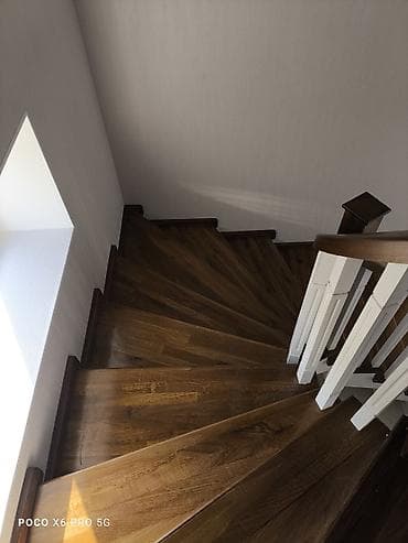 лёгкая конструкция: Деревянная лестница Для дома, Форма лестницы: Прямая, Стиль: Классический — 6