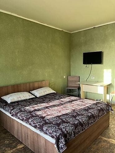 Бөлмөлөр: Сдаётся уютное гостиница.
Ночь 1500 день 800
имеется телевизор — 1