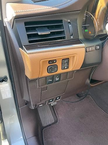 rx 450h: Lexus ES: 2017 г., 2.5 л, Автомат, Гибрид, Седан — 7