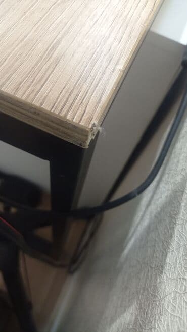 рейтинг офисной мебели: Стол компьютерный \ офисный 137х90х75 Б\У Большой стол из — 4