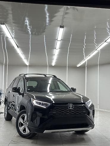 тайота из: Toyota RAV4: 2020 г., 2.5 л, Вариатор, Гибрид, Кроссовер — 1