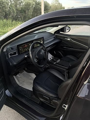 BYD: BYD E2: 2023 г., 1.5 л, Робот, Электромобиль, Кроссовер — 7