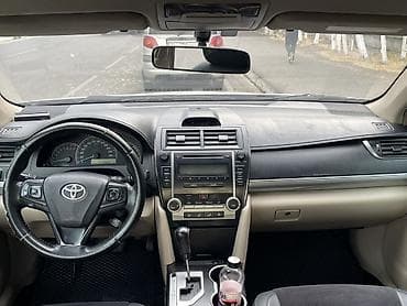 range rover 2002: Toyota Camry: 2017 г., 2.5 л, Автомат, Бензин, Седан — 9