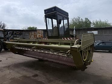 купить прицеп кемпинг: Самоходная жатка Fortschritt E-302 Описание: - Самоходная — 9