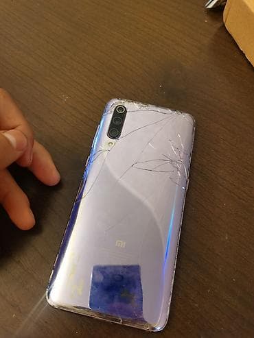 iphone 8: Xiaomi, Mi 9, Б/у, 128 ГБ, цвет - Голубой, 2 SIM — 1