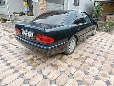 Mercedes-Benz E-Class: 1998 г., 2 л, Механика, Бензин, Седан — 5