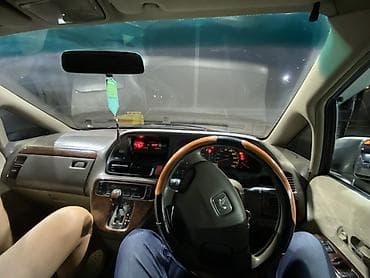адс: Honda Odyssey: 2000 г., 2.3 л, Автомат, Бензин, Минивэн — 10
