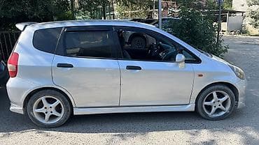 е класс 124: Honda Jazz: 2003 г., 1.3 л, Автомат, Бензин, Хэтчбэк — 3