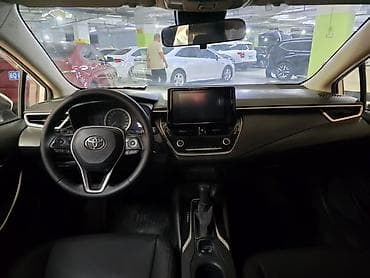 Toyota Corolla: 2021 г., 1.8 л, Вариатор, Гибрид, Седан — 7