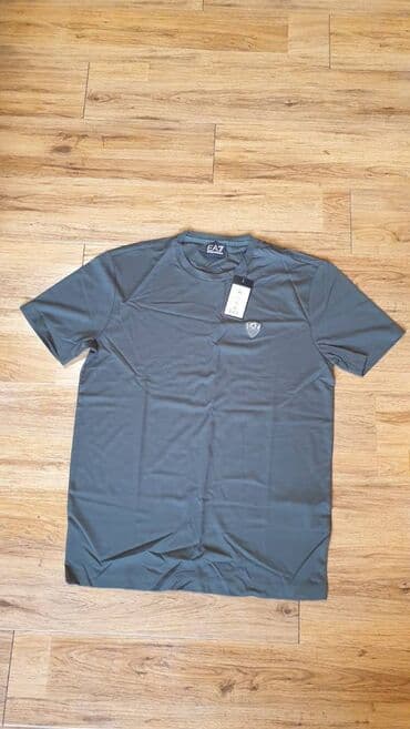 Футболки: Мужская футболка, M, Emporio Armani 7, Новый, цвет - Зеленый, Самовывоз — 1