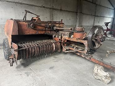 трактор кировец: Продаю пресподборщик Киргизия 
В хорошем рабочем состоянии — 3