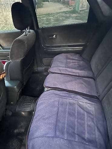 mazda kronos: Mazda 626: 1990 г., 2.2 л, Механика, Бензин, Седан — 3