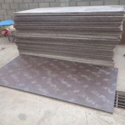 стол трансформер 2 в 1: Пескоблок чыгарган полуавтомат станок сатылат. Станок жаны, комплекте — 12