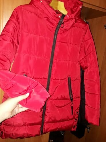 Разгрузка гардероба Куртки по 300 Остальное по 200 сом отдам Размер