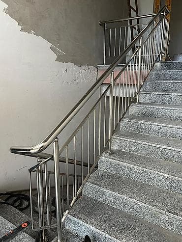 Нержавеющие перила и ограждения под ключ - Изготовление и монтаж at lalafo.kg Нержавеющие перила и ограждения под ключ - Изготовление и монтаж