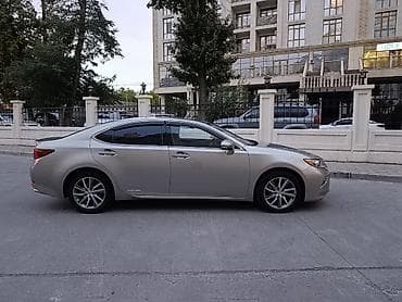 Транспорт: Lexus ES: 2018 г., 2.5 л, Гибрид — 4