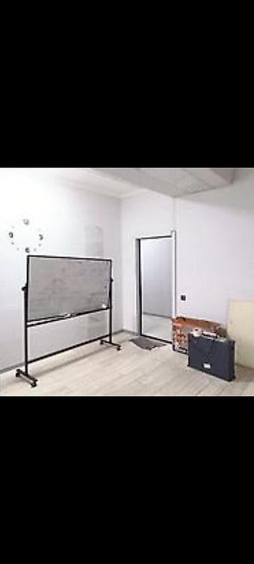 flat kant: Площадь Ала-Тоо Сдается офисное помещение Площадь: 16м2 3-этаж Без — 1