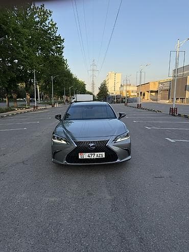 Lexus ES: 2021 г., 2.5 л, Автомат, Гибрид, Седан