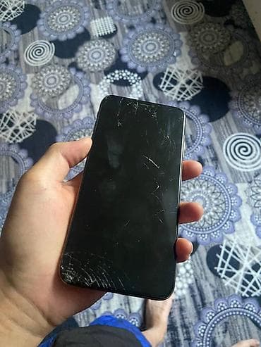 Техника жана электроника: IPhone XS, 64 ГБ, цвет Gold Описание: - Безрамочный OLED‑дисплей — 4