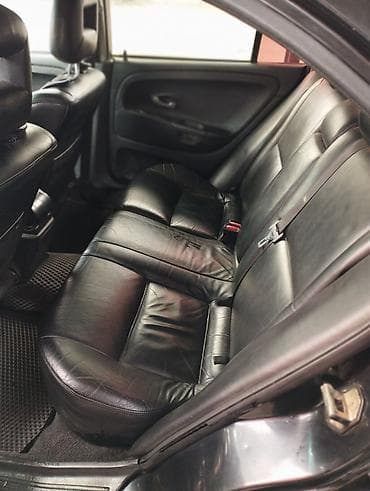 Mitsubishi Carisma: 2004 г., 1.8 л, Механика, Бензин, Хэтчбэк — 4