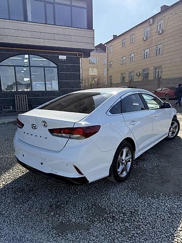 bmw e34 2 8: Hyundai Sonata: 2020 г., 2 л, Автомат, Газ, Седан — 5